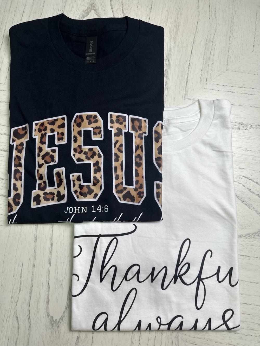 Black 'Jesus' Leopard Print Graphic Tee - White ‘Thankful always’